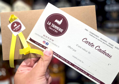 CARTE CADEAU et STICKERS LOGO